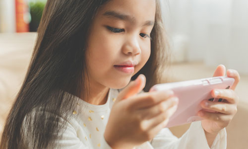 Monitor and read your childs phone text messages without them knowing