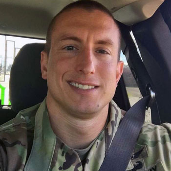 Scammers took photo of this soldier and use it to catfish people